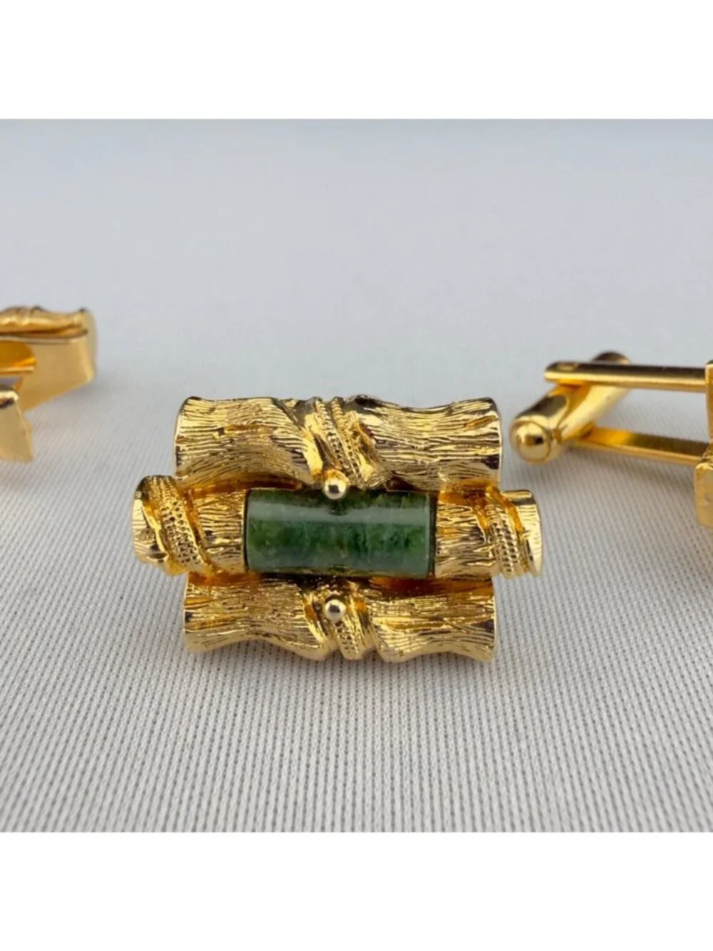 Vintage Gold Tone Green Jade Bamboo Cuff Links Tie Clip Set Wedding Mid Century